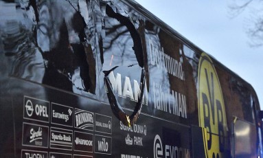 Carta encontrada no local de atentado está escrita ’em nome de Alá’ Carta encontrada no local de atentado está escrita ’em nome de Alá’
