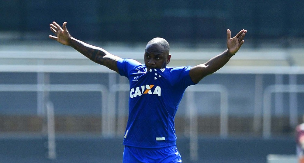 Retorno de Sassá deu nova dinâmica ao ataque do Cruzeiro