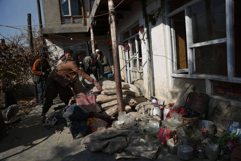 Ataque com mísseis em Cabul deixa ao menos dez civis mortos
