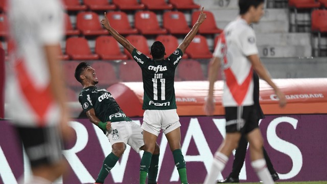 Palmeiras domina River, faz 3 a 0 e sai na frente por final da Libertadores