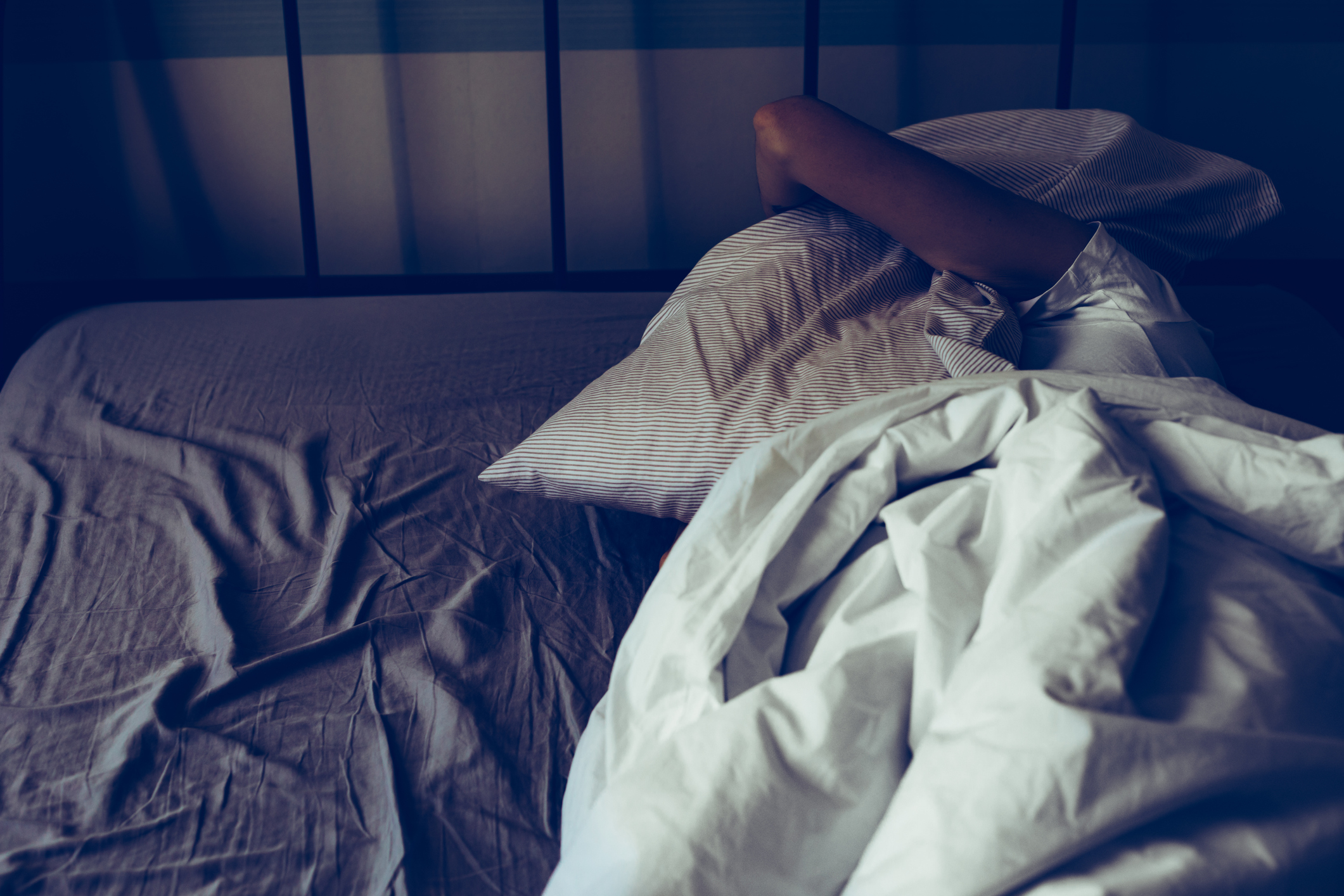 Estudo: Dormir mal duplica risco de disfunção sexual nas mulheres