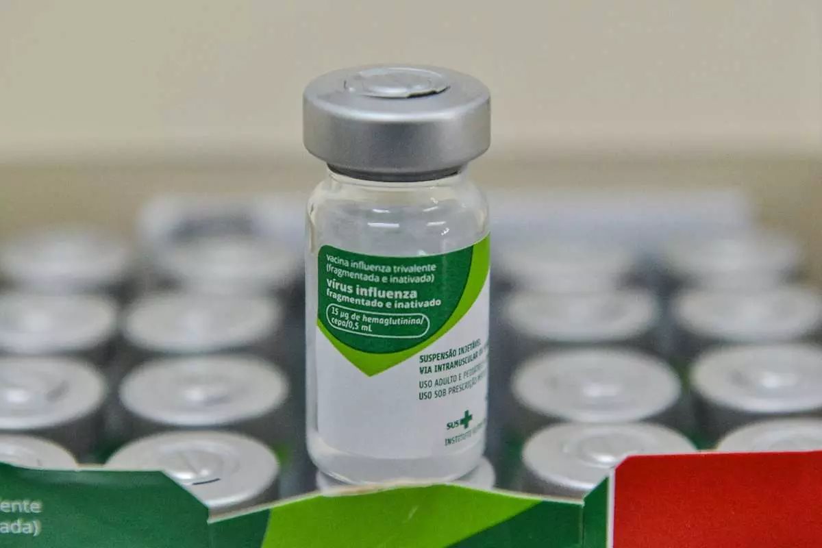 Minas vai liberar vacina de gripe para toda a população a partir de sexta-feira