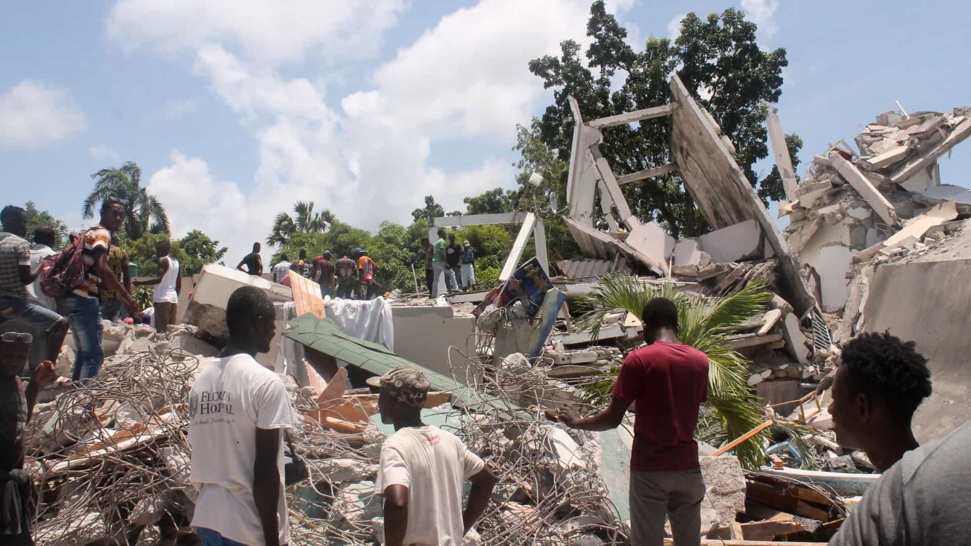 Novo tremor atinge o Haiti após terremoto que deixou 304 mortos
