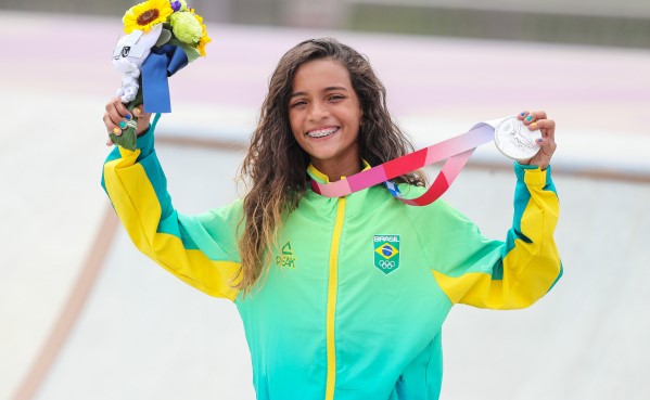 Rayssa Leal é a atleta mais citada do mundo em rede social durante Olimpíada