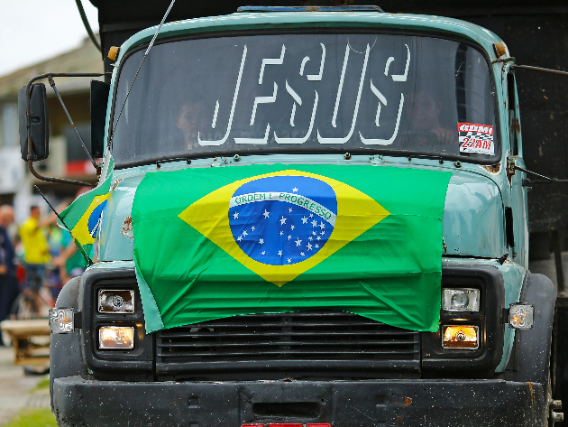 Brasil tem 56 pontos de bloqueio e 170 manifestações de caminhoneiros, diz PRF