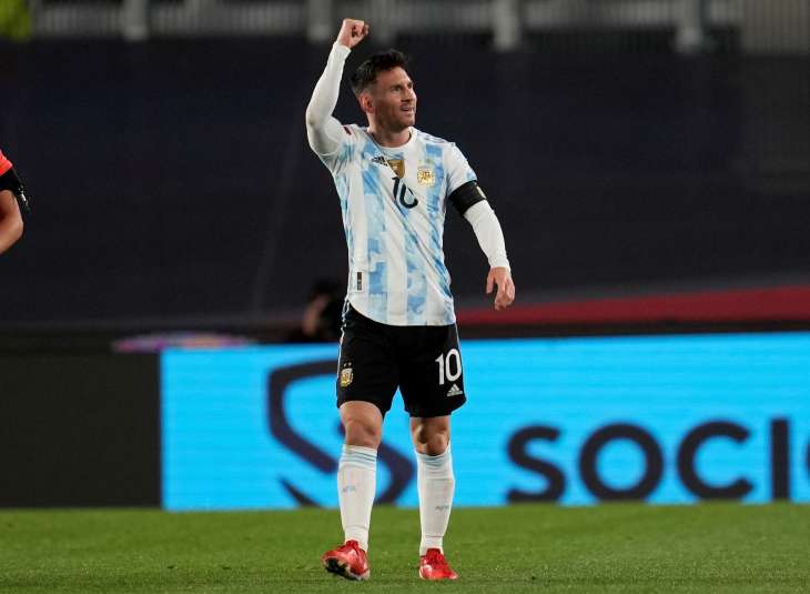 Messi bate recorde de Pelé em vitória da Argentina sobre a Bolívia nas Eliminatórias