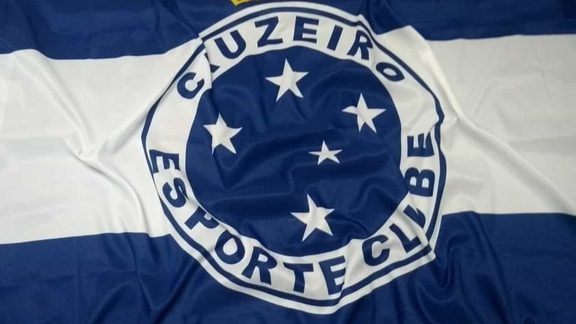 Justiça dá 15 dias para Cruzeiro pagar R$ 330 milhões a investidores de Dedé