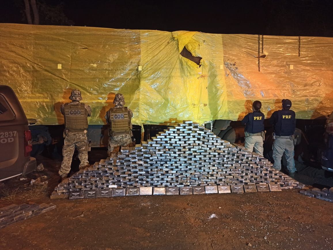 Operação contra o tráfico internacional de drogas resulta na apreensão de meia tonelada de cocaína
