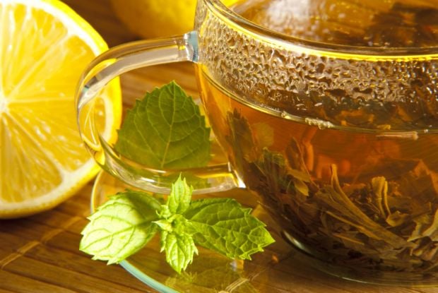 Os super benefícios (e ‘milagres’) de beber chá verde e de hortelã