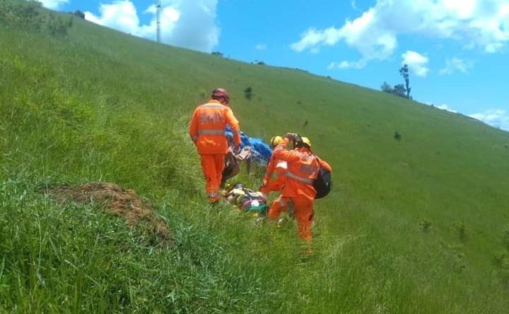 Pedido de casamento durante voo de paraglider vira acidente no Sul de Minas