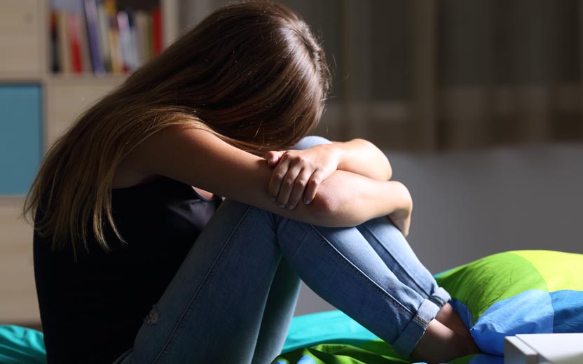 Pai, mãe e jovem são indiciados por estupro de menina de 13 anos