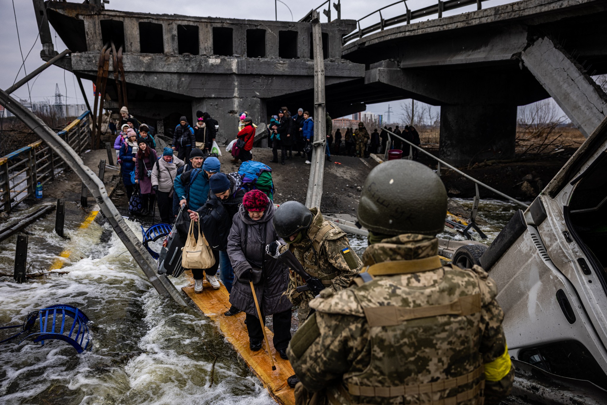 Rússia anuncia tréguas locais na Ucrânia para instaurar corredores humanitários