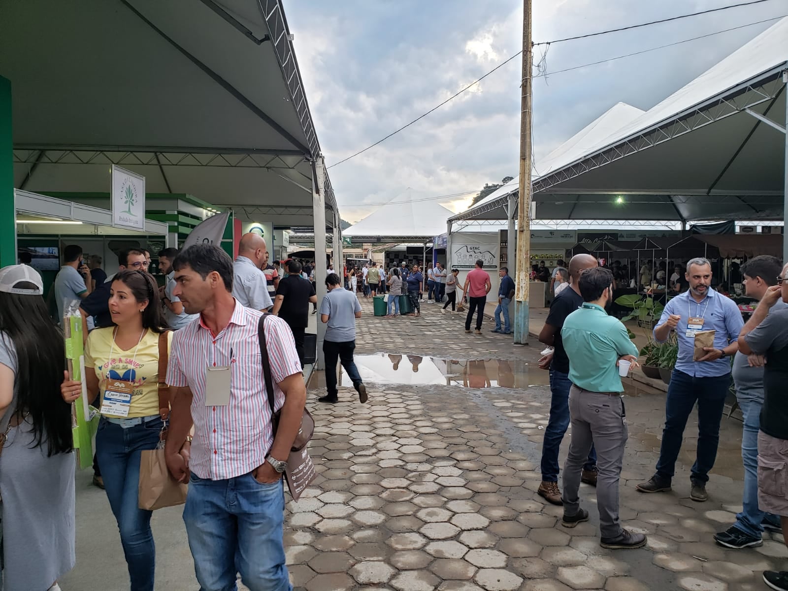 Veja as fotos do último dia da 23º Simpósio sobre Cafeicultura das Matas de Minas