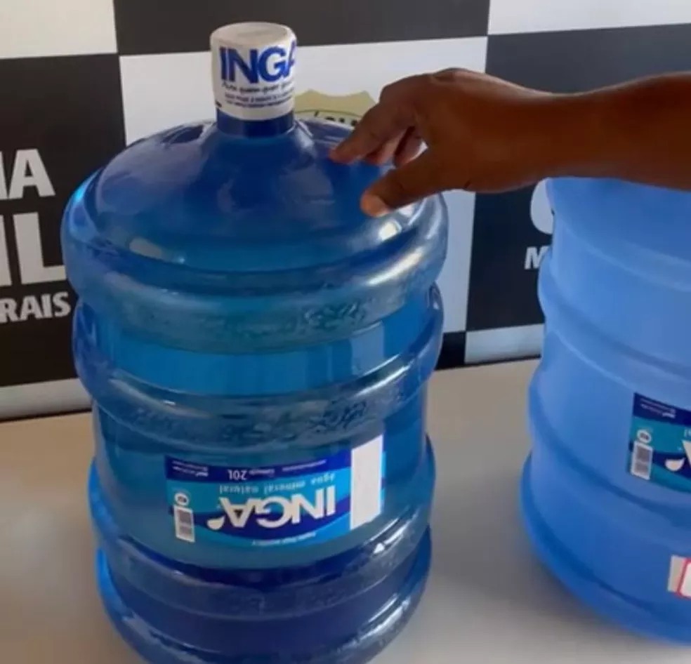 Falsa água mineral: Homem é preso ao vender água imprópria para consumo