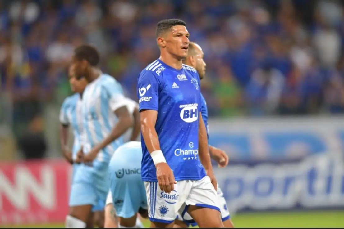 Com gol de Luvannor, Cruzeiro vence o Londrina e ganha moral na Série B