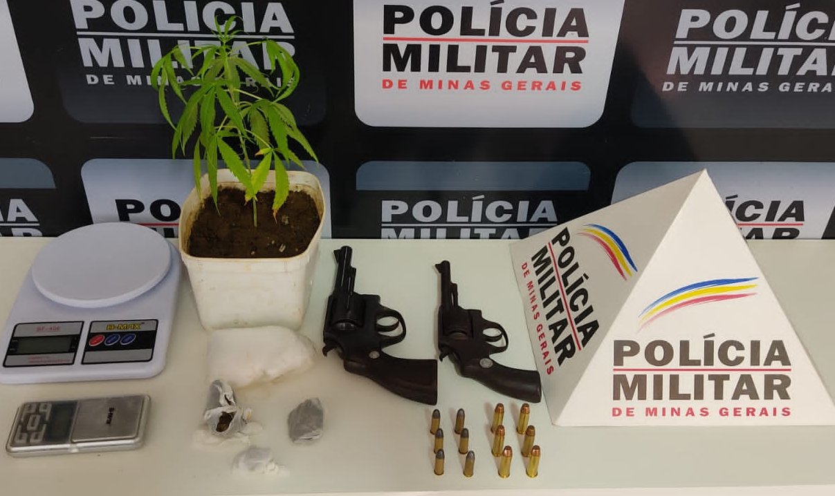 Duas armas apreendidas no bairro São Francisco de Assis