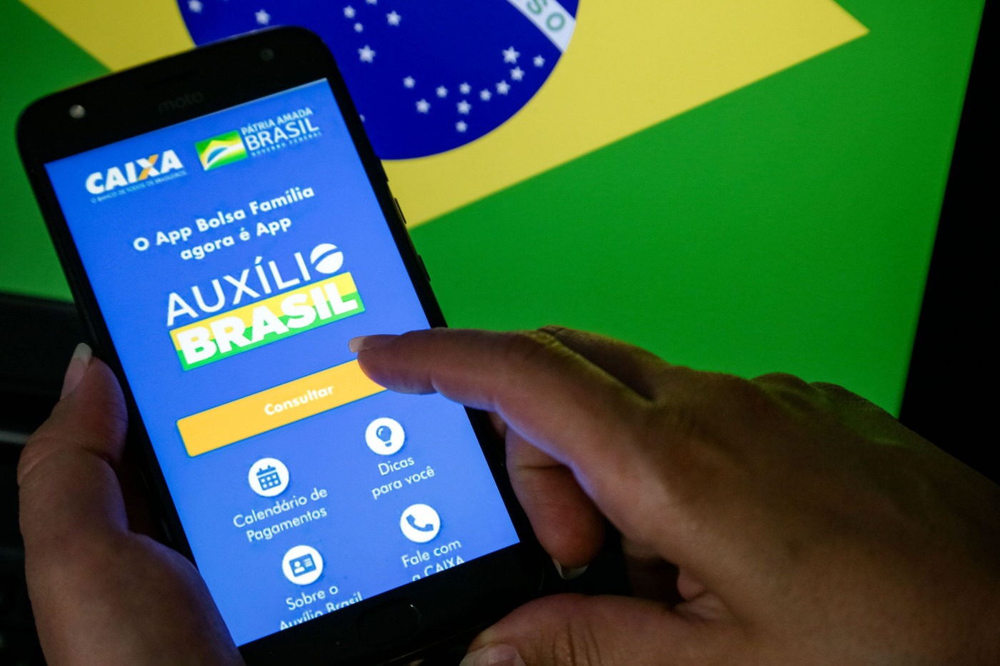 Ministro do TCU deverá suspender consignado do Auxílio Brasil